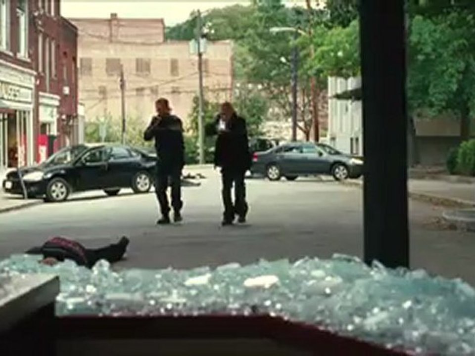 Abduction - Online Clip DinerShootOut