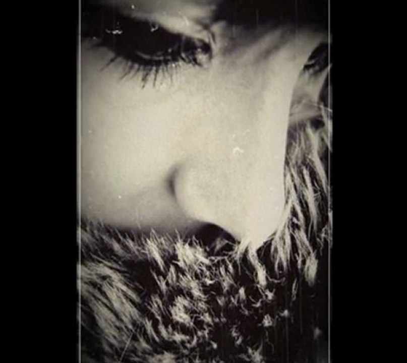 Ece Sahin-Sevmeyi Sen Alistirdin(Ciplak Ses)