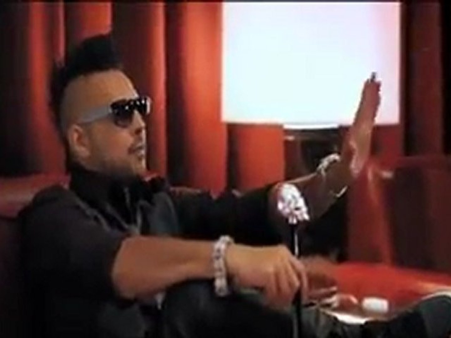 Sean Paul Ft. Alexis Jordan - Got 2 Luv U - Vidéo Dailymotion