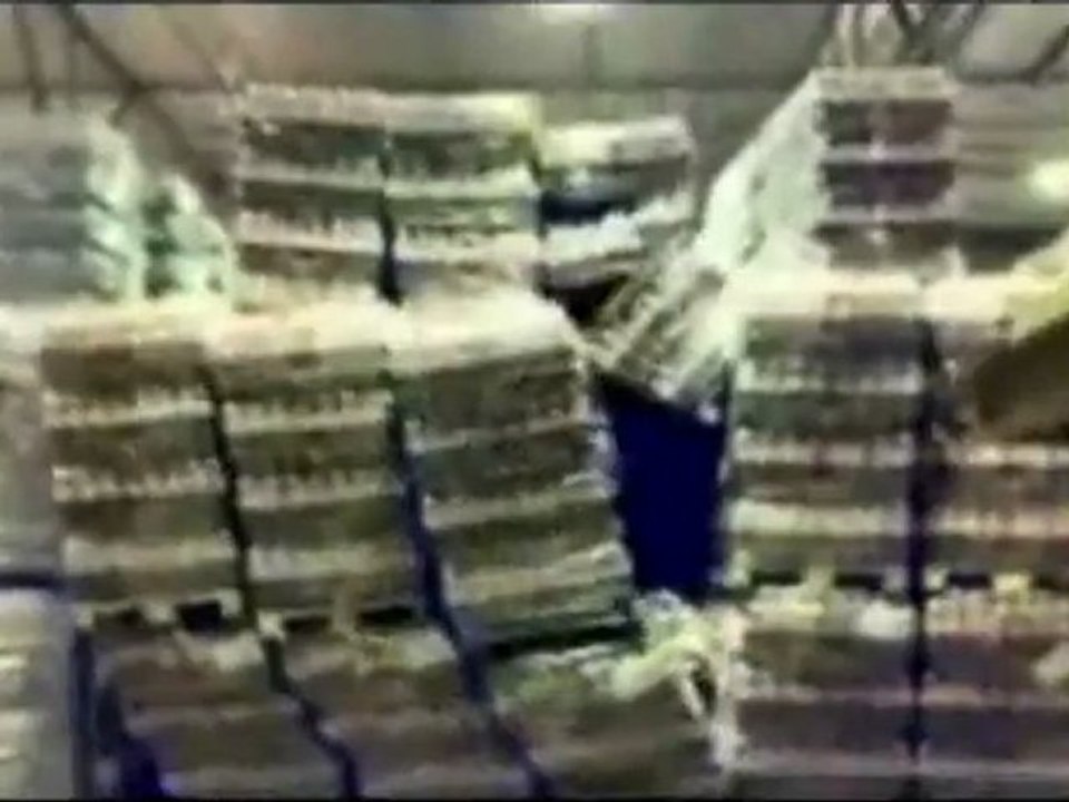 Warehouse Roomful von Paletten Reduziert  Fail