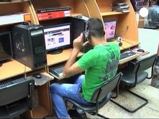 Filistinli gençler Arap Baharı ruhunu internette buluyor