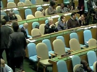 Iran's Ahmadinejad slams West, prompts walk-out