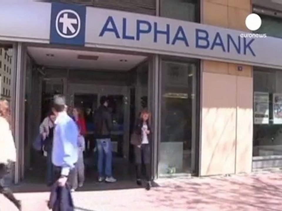 Eight Greek banks downgraded by Moody's