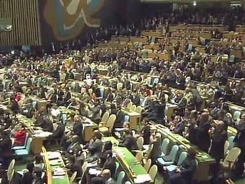 Abbas calls for UN to admit 1967 borders Palestine