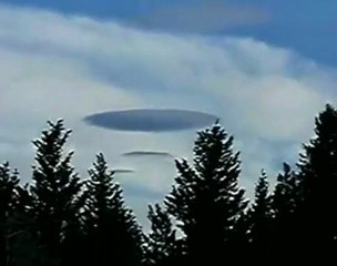 Oltre il Velo di Maya - Vascelli alieni occultati fra le nuvole e riferimenti nell'antichità. - YouTube3