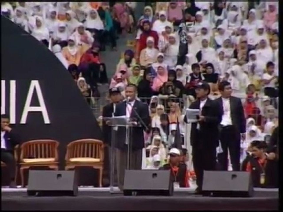 Hizb ut-Tahrir - A Global Political Leadership (A Complete Documentary - URDU) Part 2 of 2