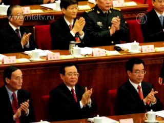 Активист в КНР ищет взяточников по дорогим часам