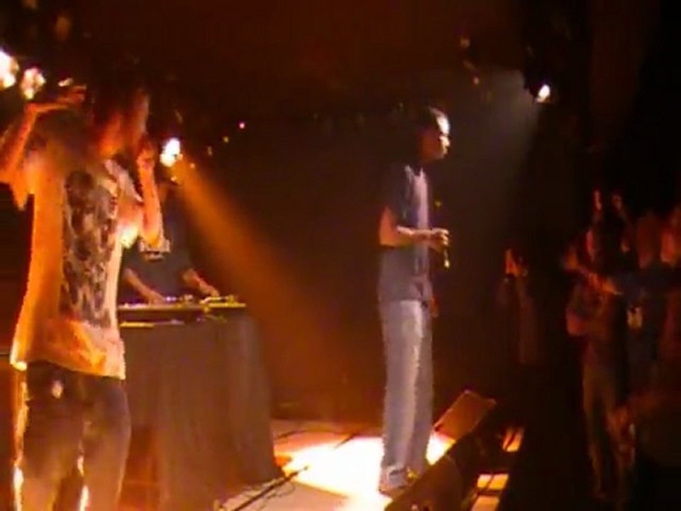 HEZEkHiA C.RhYMES & DJ B.KiLL avec MySCiER BLoDyA @ URsA MInOR (SAiNTé)