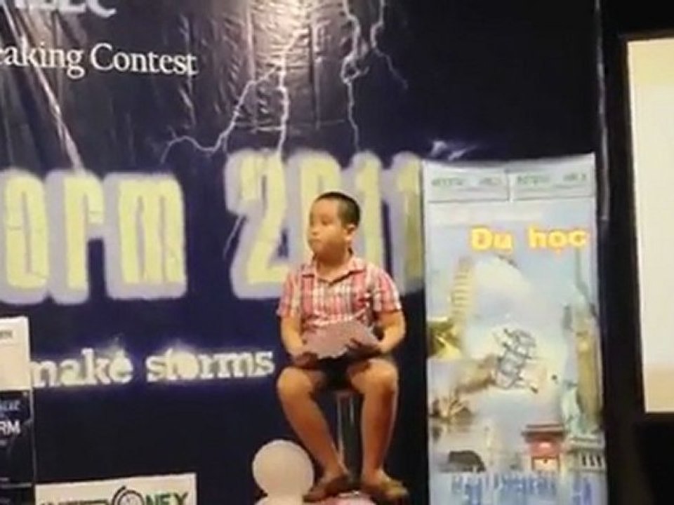 Nhật Nam "Chúc bé ngủ ngon" hùng biện tiếng Anh - có nên cấm án tử hình cho người phạm tội