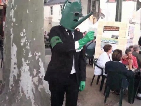 Festival de Loire 2011 : Les Aquamens sur les quais de Loire