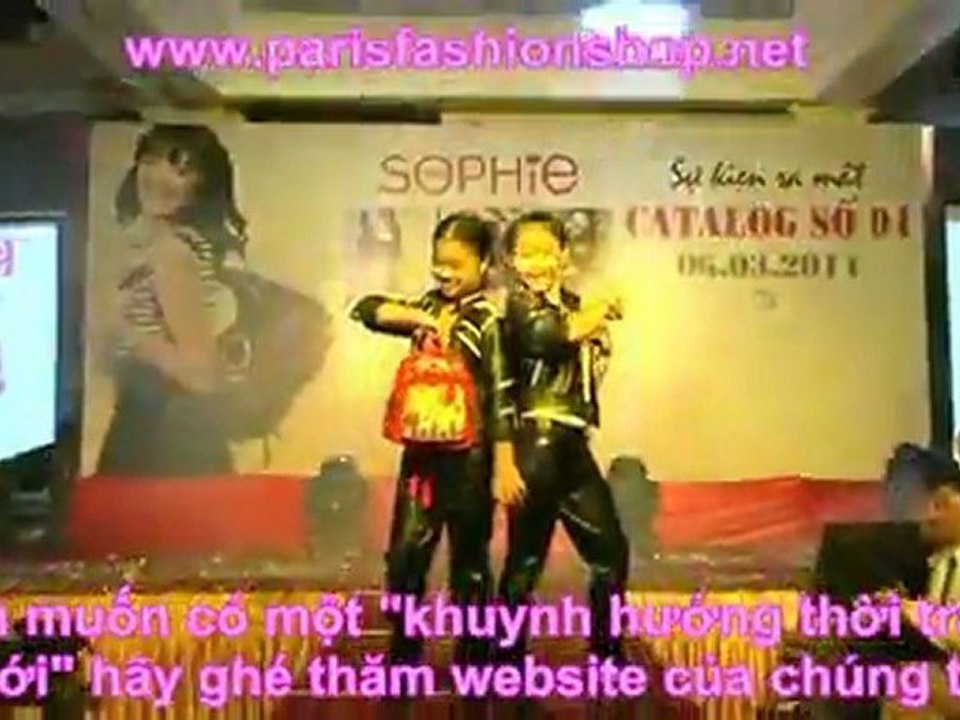 Sophie Paris Vietnam - su kien ra mat catalog 4 - KS Majestic - YouTube (1)