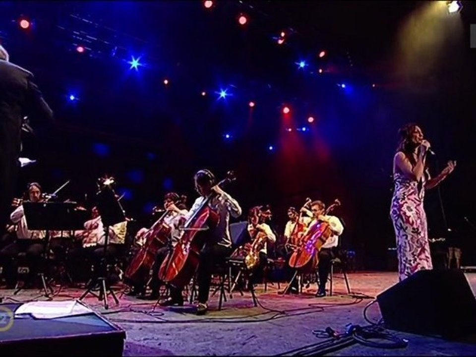 Rúzsa Magdolna & Magyar Rádió Szimfonikus zenekara - Aprócska blues (SUB GB 2011-08-10)