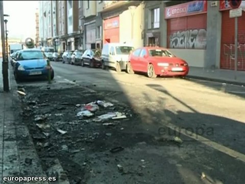 Tres detenidos por quemar contenedores en Bilbao