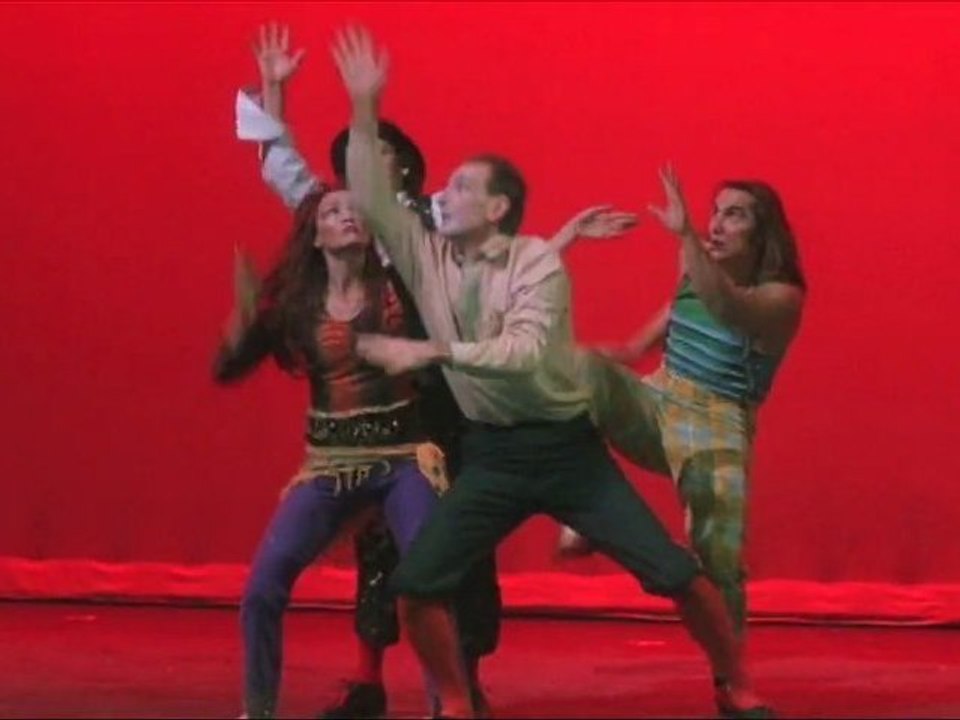 Movement Coach and Mime Coach Lorin Eric Salm