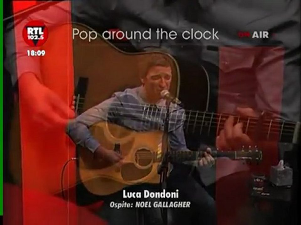 Noel Gallagher Supersonic Acoustic 47 secs of this Godlike Genius