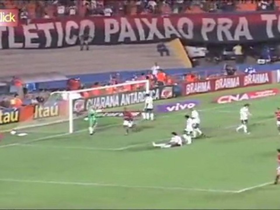 Vasco vence e Botafogo e São Paulo ficam no empate