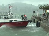Hong Kong paralysé par le typhon Nesat