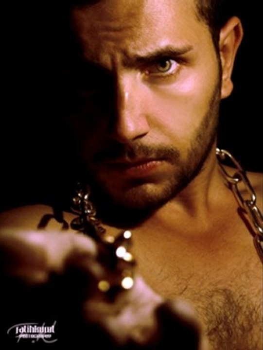 UĞUR ALTINTAŞ -  BENİM HALA UMUDUM VAR KESİN DİNLE!!!/ /http://www.facebook.com/UgurAltintas2011