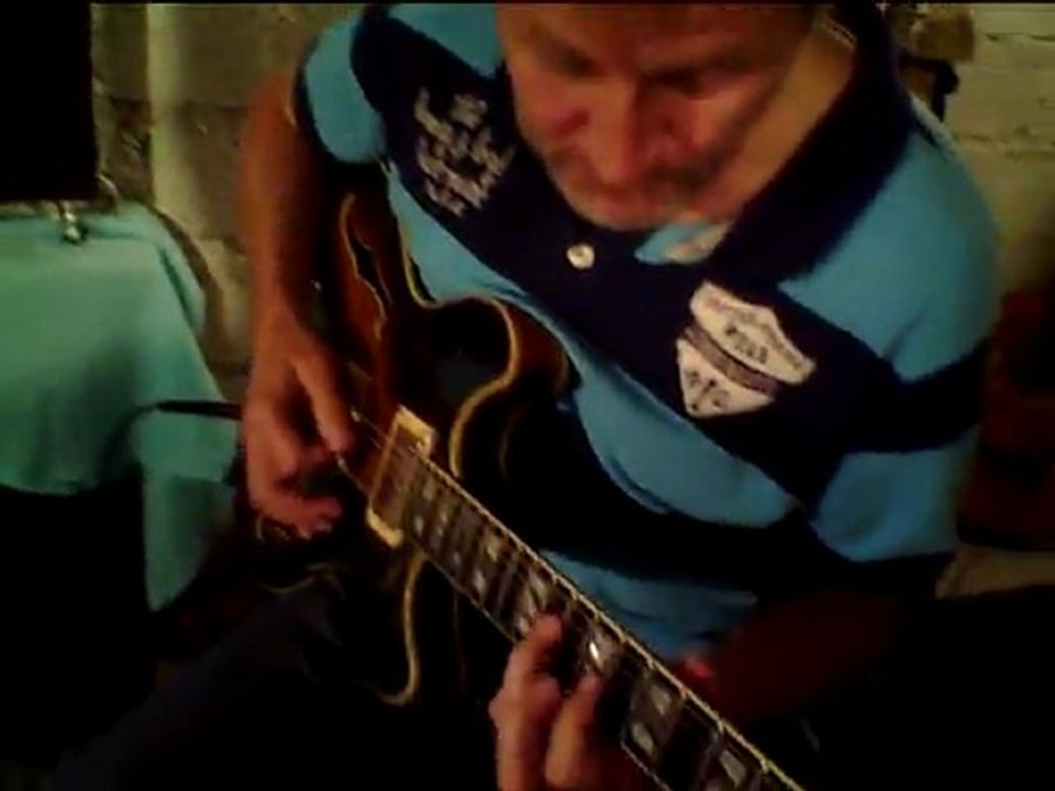 Richard ...un petit air de George BENSON