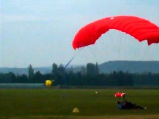 saut en parachute marine