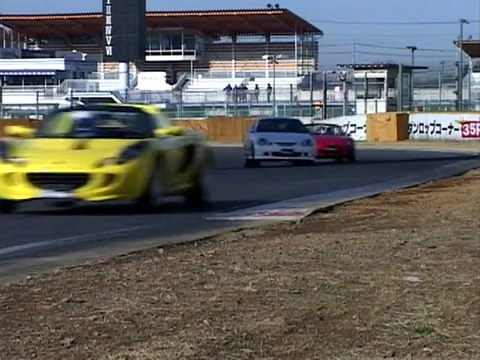 Light Weight FACE OFF - Elise vs MX-5 Coupe and the whole Miata Family - Best Motoring International