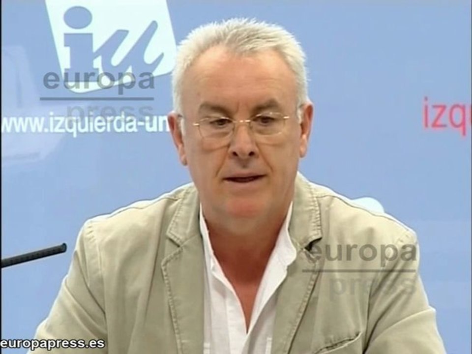 Cayo Lara aboga por el 'Estado laico'