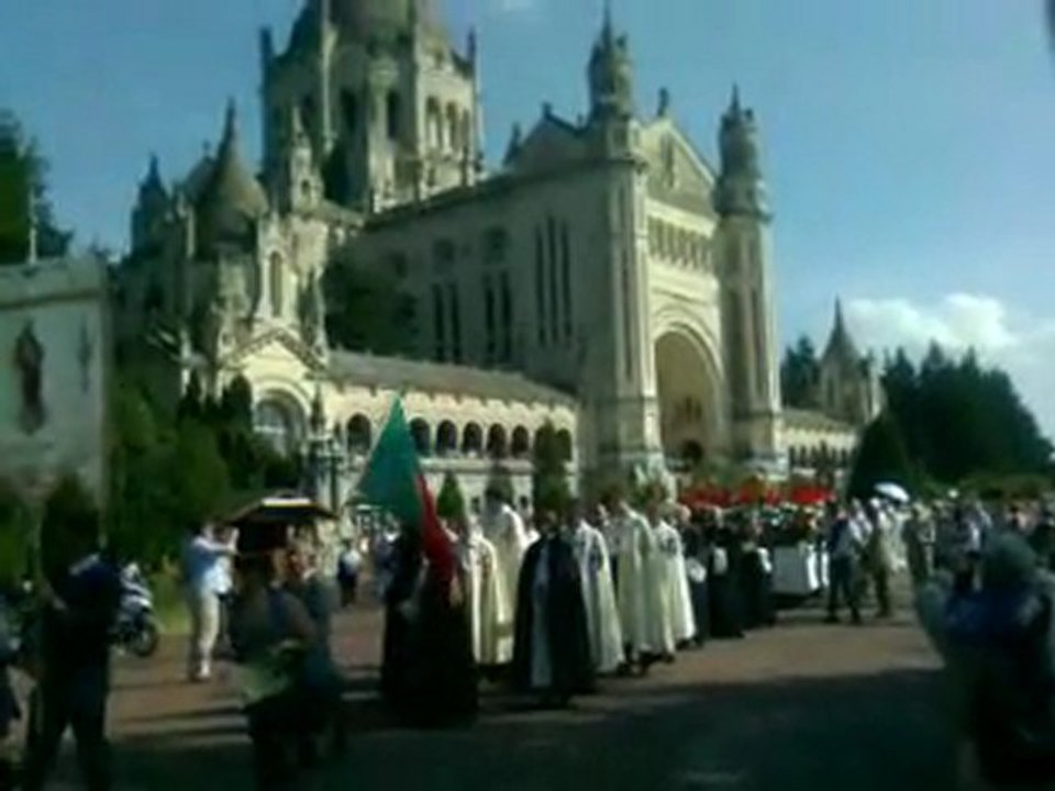 Procession des reliques aux fêtes thérésiennes