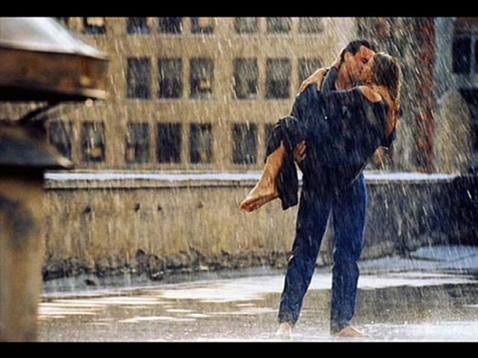 DJÖMER IHLAMURLAR ALTINDA