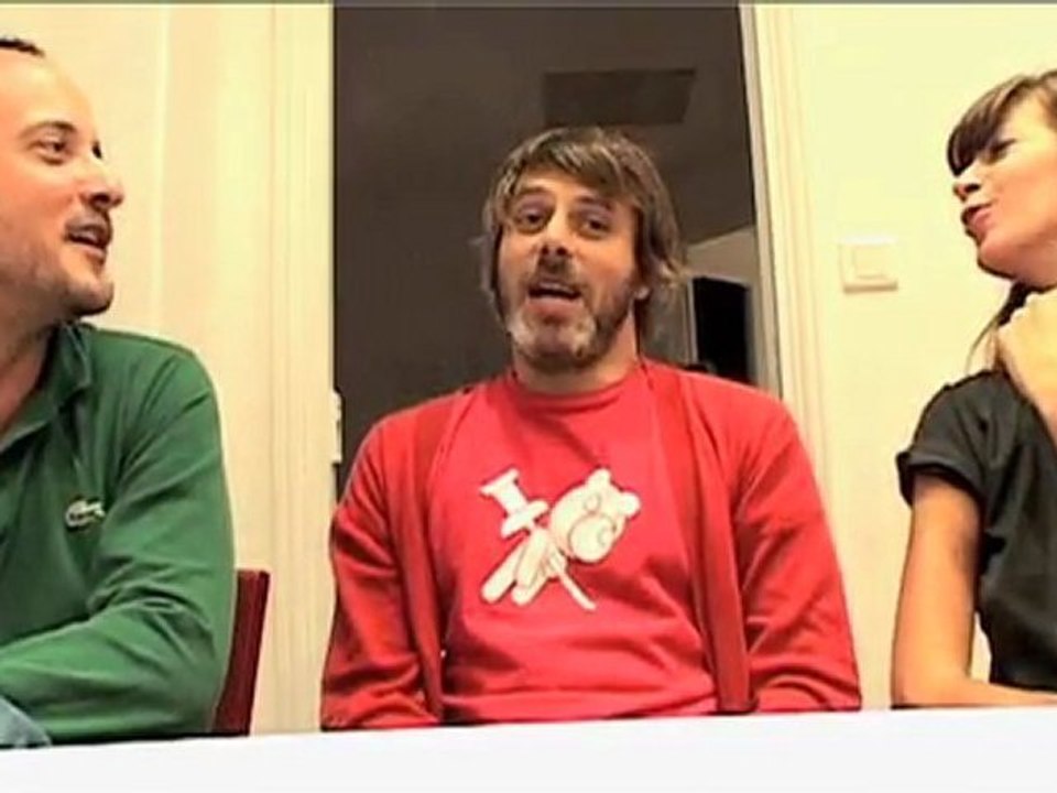 Comment raconter ses vacances à deux connards ?