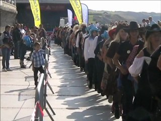 Danse du record 2011 sur la digue de Wimereux
