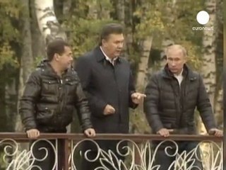 Rusia y Ucrania acuerdan revisar su contrato del gas