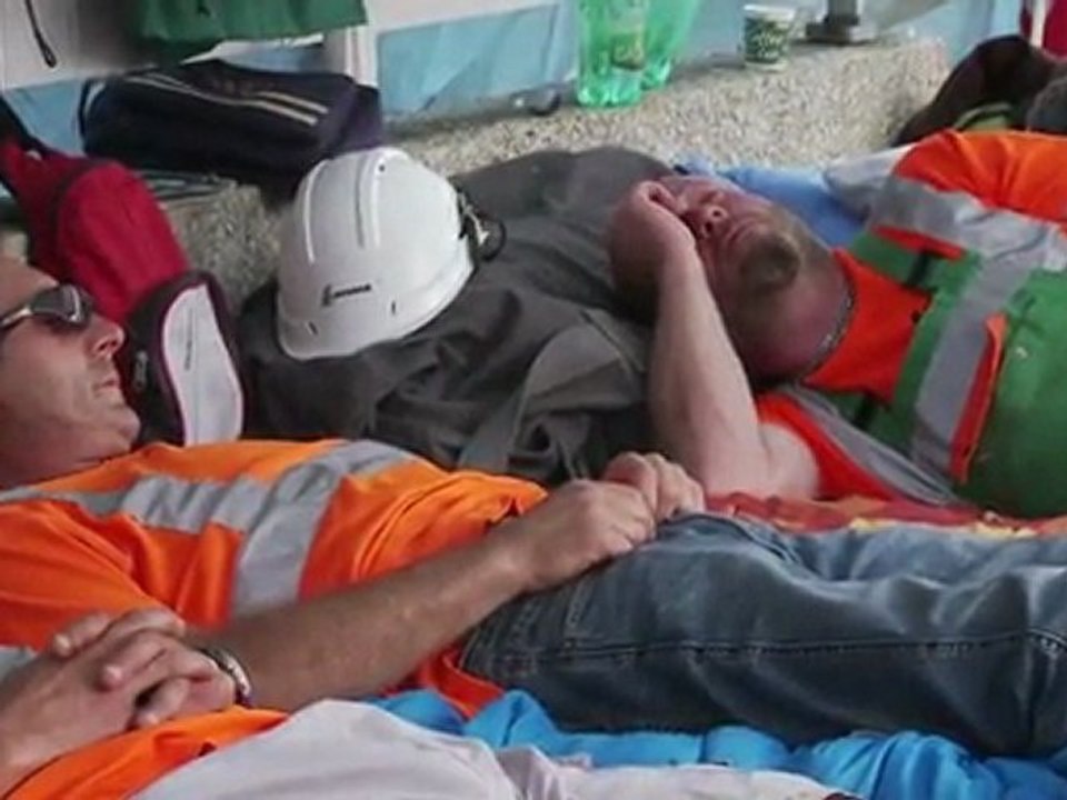 Le soutien de Manuel Valls aux salariés grévistes de l'usine Lafarge de Frangey