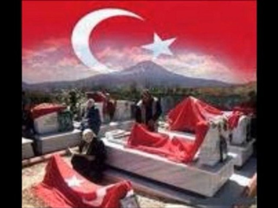 MUSTAFA YILDIZDOĞAN ŞEHİTLER ÖLMEZ DİYEN BİRİLERİVAR