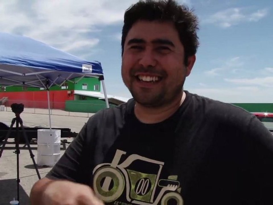 Behind the Smoke Ep 22: Missile Drifting Lessons - Dai Yoshihara Formula Drift 2011 Season