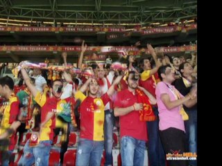 ultrAslanHell Eskişehirspor maçında " Sen Oyna Yeter ki Alın Terinle "