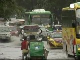 Nesat, un puissant typhon, sème le chaos aux Philippines