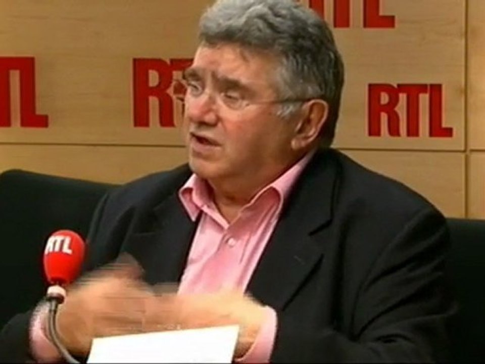 Claude Allègre, ancien ministre socialiste de l'Education nationale de Lionel Jospin, invité de "RTL Midi" (27 septembre 2011)
