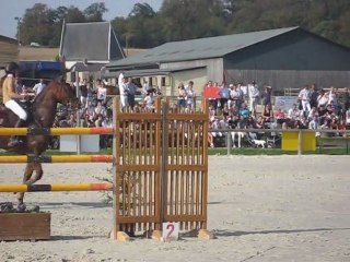 QUETCHE DU BIDOU et LEA BLANCHART, CSO GP 1.40 M LE 25 SEPTEMBRE 2011