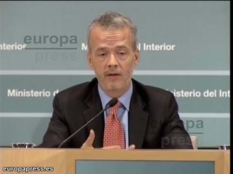 Camacho descarta enfrentamiento entre Fiscalía y Zapatero