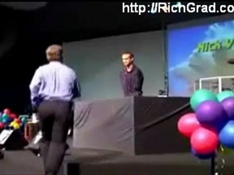 Nick Vujicic, No Arms, No Legs, No Worries! Part 1