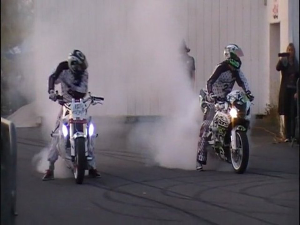 GUIGUI et MIKE Acrobike's 22  au V&B