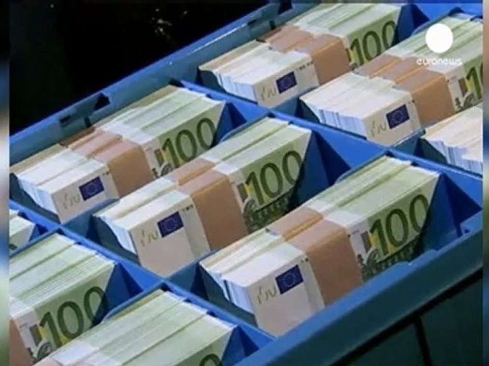 USA, EU play debt blame game