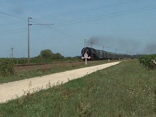 141r840 lors du voyage  à  saumur 2011