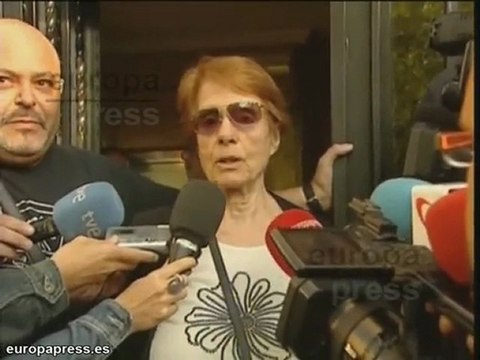 Consiguen aplazar un mes un desahucio en Aluche