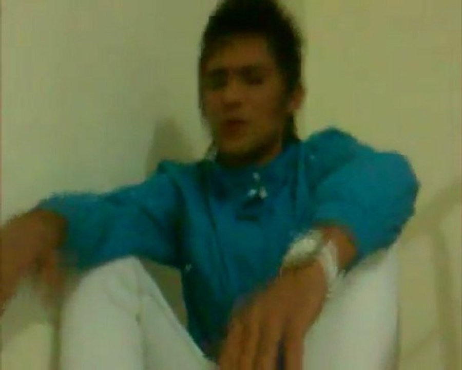 Onsuz yuzum gulmuyor [Damar,Arabeskrap]