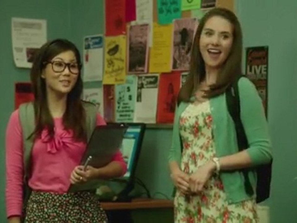 Community 3x02 "The Geography of Global Conflict" - Promo