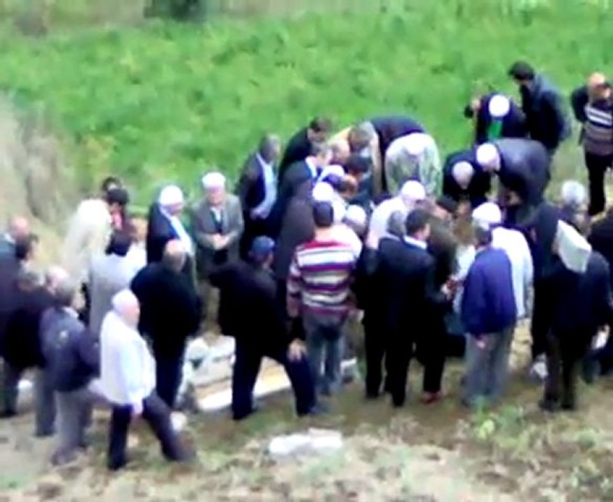 280920111250 İsmail hatipoğlu müftü cenaze Hanak müftüsü