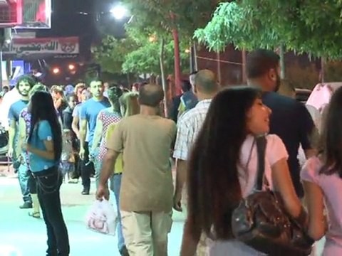 Syria restricts imports in a bid to make savings