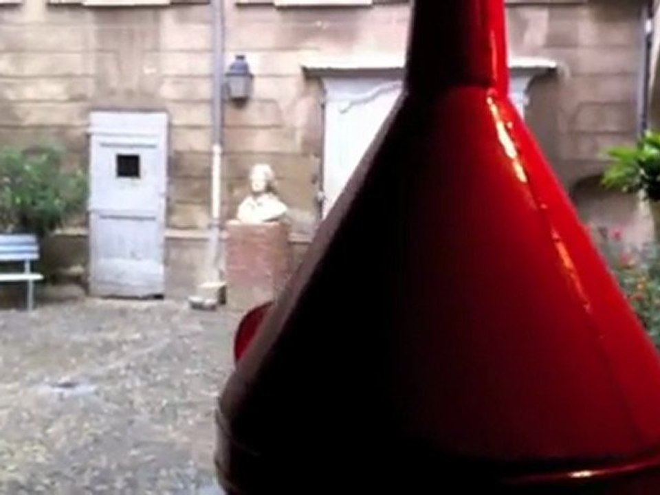 ENTONNOIR ROUGE - MA2F