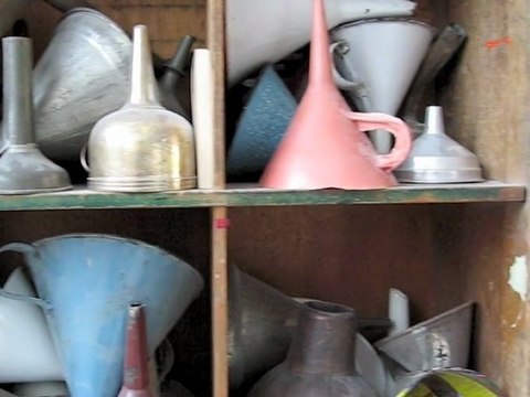 MUSÉE DE L'ENTONNOIR DE MA2F (la plus grande collection au monde)